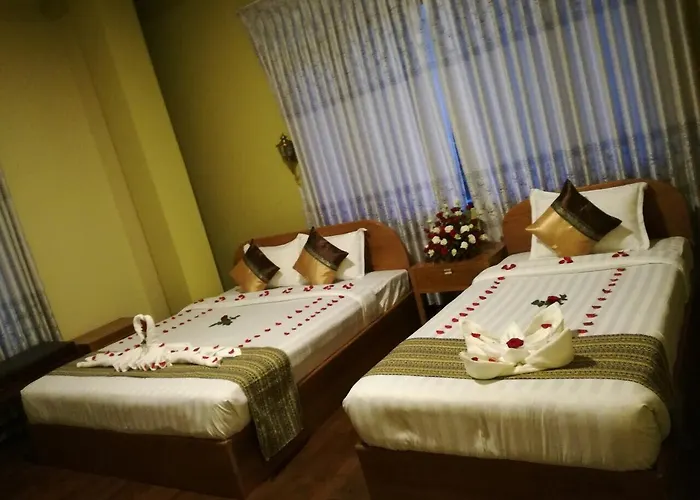 Gold Star Hotel